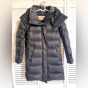 BURBERRY Black Puffer Coat BURBERRY Black Puffer Coat BURBERRY Black Puf…